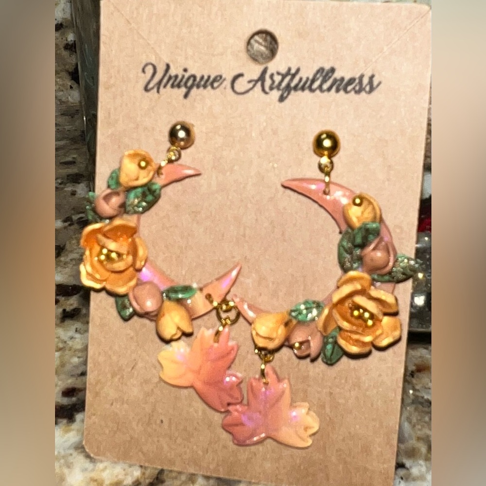 Fall inspired moon 🌙 earrings
